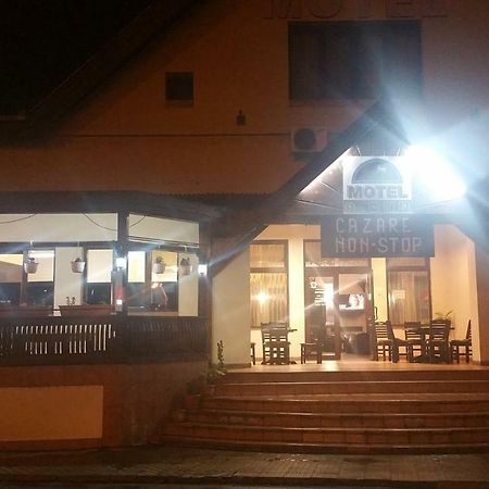 ديفا Motel Restaurant Lowe المظهر الخارجي الصورة