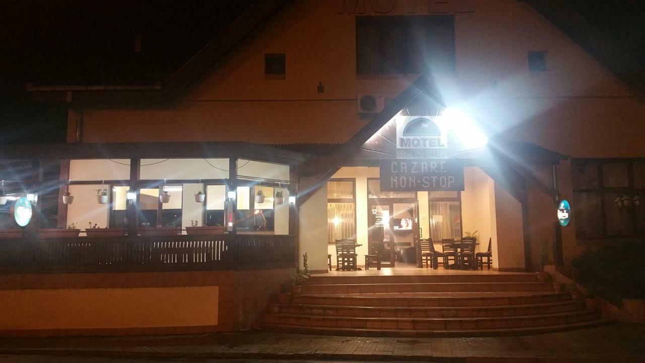 ديفا Motel Restaurant Lowe المظهر الخارجي الصورة