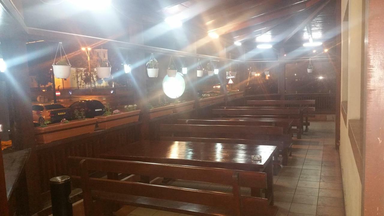 ديفا Motel Restaurant Lowe المظهر الخارجي الصورة