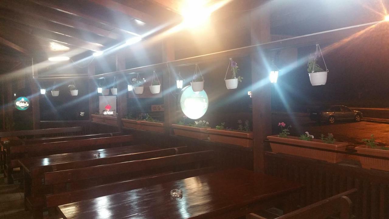ديفا Motel Restaurant Lowe المظهر الخارجي الصورة