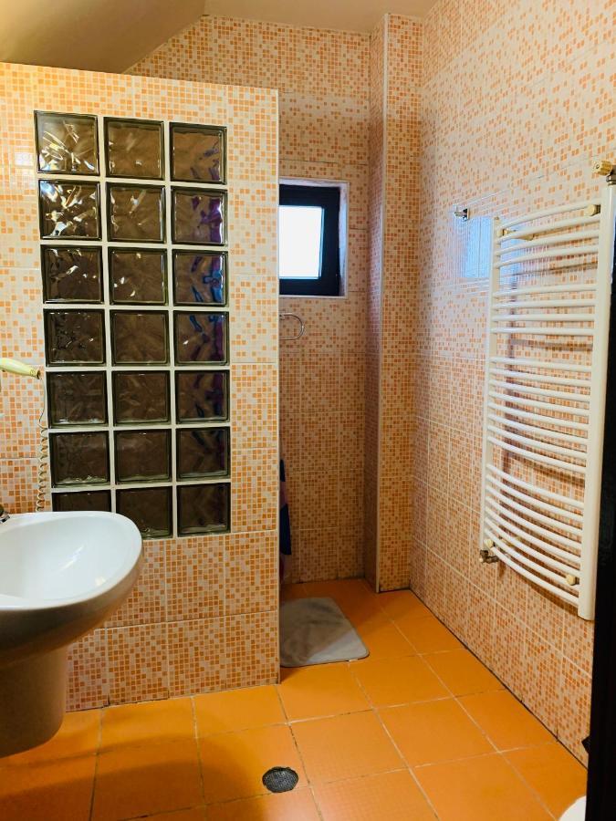 ديفا Motel Restaurant Lowe المظهر الخارجي الصورة